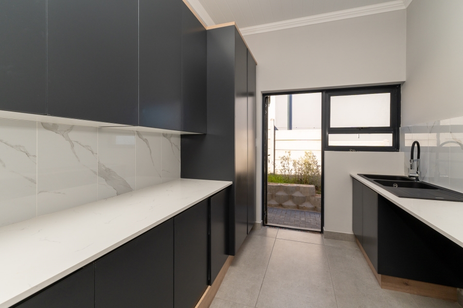 3 Bedroom Property for Sale in Island View Western Cape